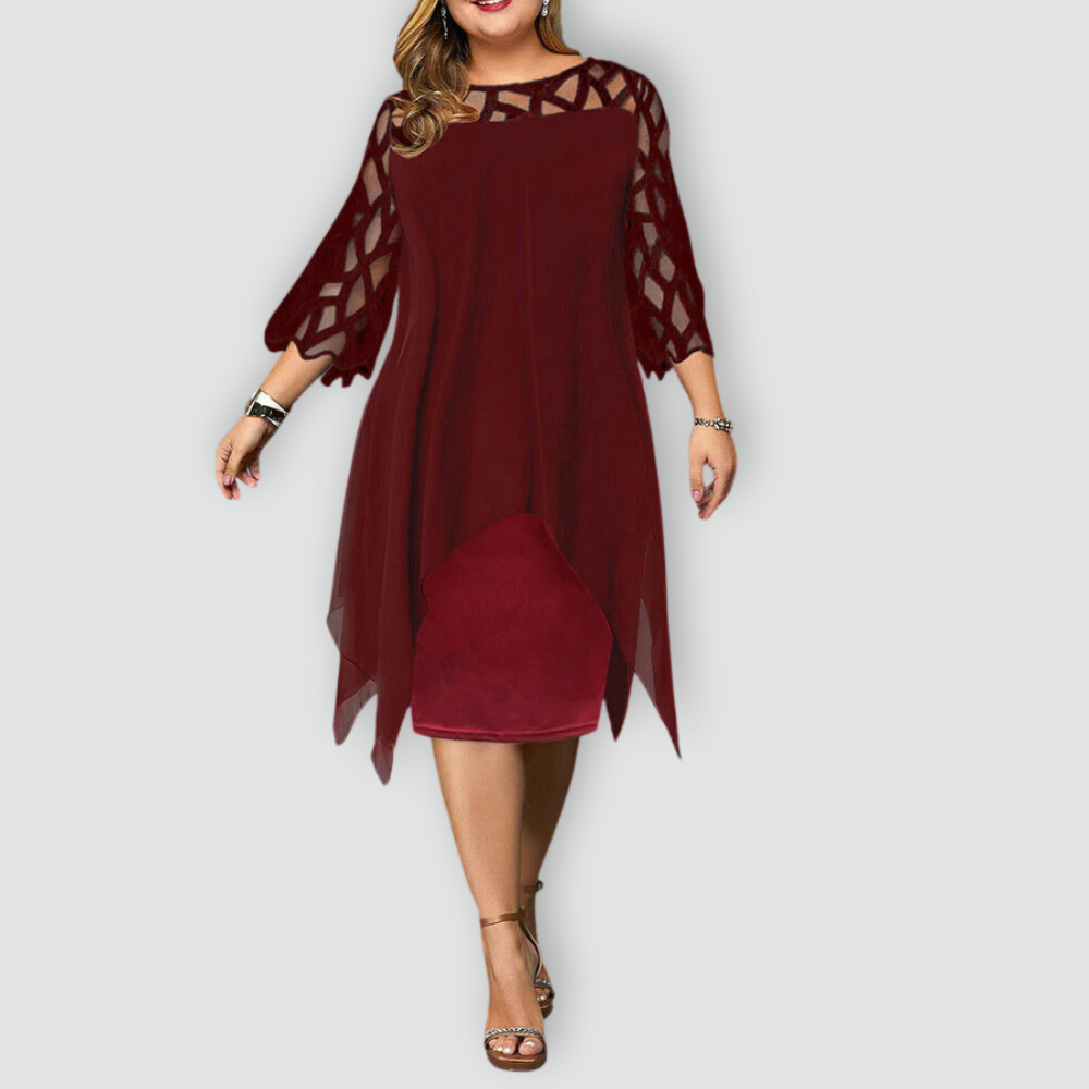 Maikee - Midi Dress in Plus Size