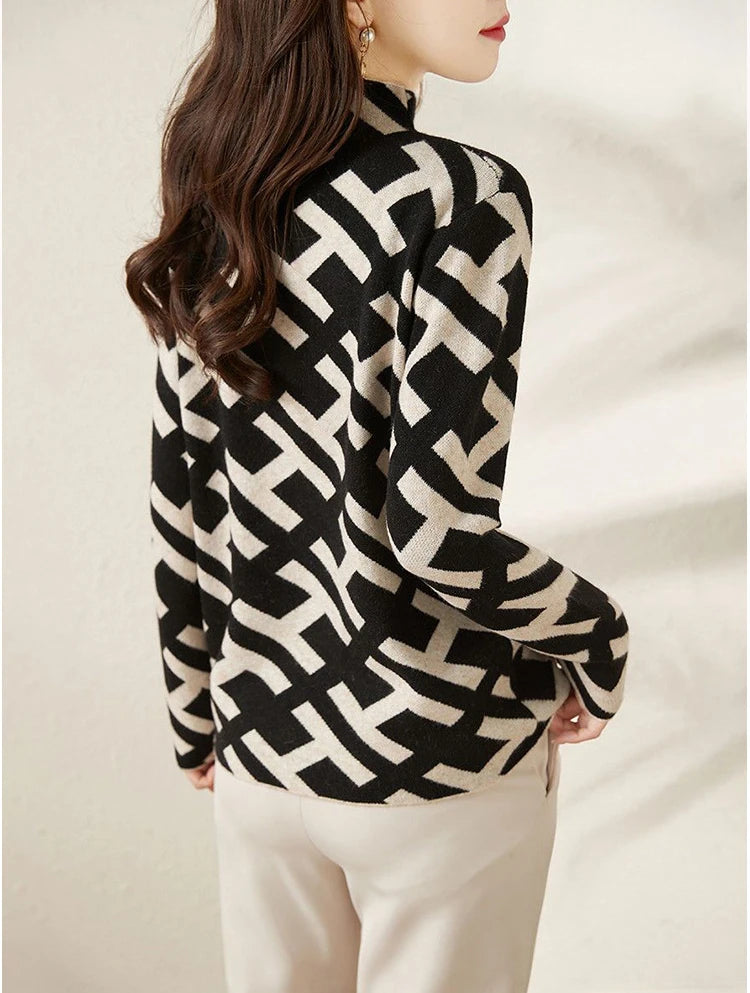 Leeza™- Geometric Sweater